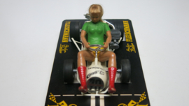 3270 Go-Cart vrouw met blond haar