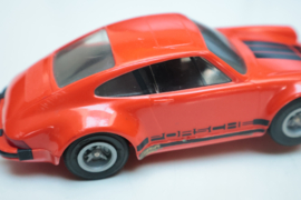 3227 Porsche 911 oranje