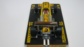 3205 Cooper Maserati nr. 5 geel (gestempeld)
