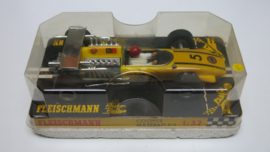 3205 Cooper Maserati nr. 5 geel (gestempeld)