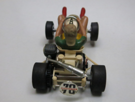 3270 Go-Cart vrouw met witte helm nr. 70 (gestempeld)