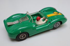 3210 Ford Lotus groen nr. 8