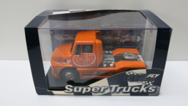 Fly GB-Track, SISU SL250 Drag Racing 2001 Truck 8 L (met verlichting)