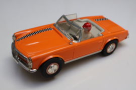3260 Mercedes 280SL oranje