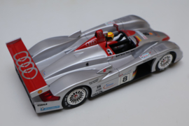 1:24 Carrera Exclusiv, Audi R8 #8 "LeMans 2000"