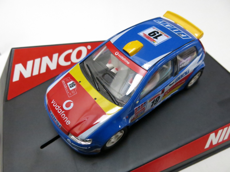 Ninco, Fiat Punto Super 1600 "Vodafone"