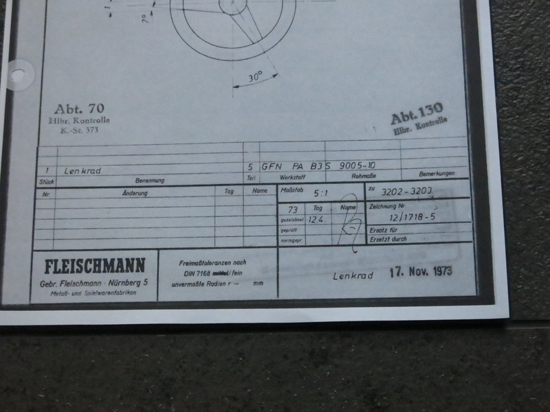 3202 - 3203 Porsche Can-Am stuur