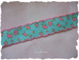 (RO-003) Roosjesband met gehaakt randje - aqua/roze