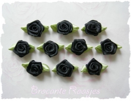 (RMb-018) 10 satijnen roosjes met blaadje - zwart - 3cm