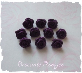 (R-020) 10 satijnen roosjes - donker paars - 10mm