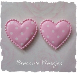 (H-033) 2 polka dot hartjes met glans - roze - 35mm