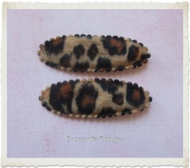 (HOo-008) 2 hoesjes - ovaal - panterprint - bruin