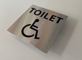 RVS deurplaatje, tekst + pictogram mindervalide toilet 9 x 9 cm