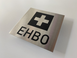 RVS deurplaatje, pictogram + tekst EHBO 9 x 9 cm