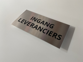 RVS deurplaatje, opschrift "INGANG LEVERANCIERS" 18x9cm