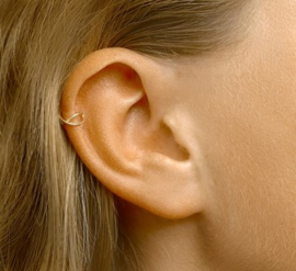 Geelgouden Gekruiste Earcuff voor Dames