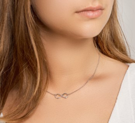 Infinity met Hart Hanger van Zilver en Anker Collier