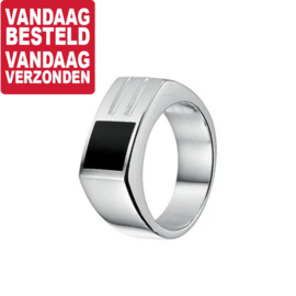 Ring met Rechthoekige Voorkant en Onyx Steen / Ringmaat 22