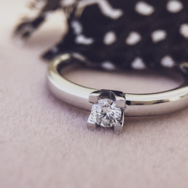 Excellent Jewelry Witgouden Dames Solitair Ring met Diamant