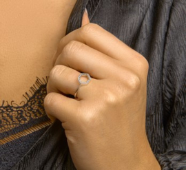 Zilveren Dames Ring Zeshoek met Zirkonia