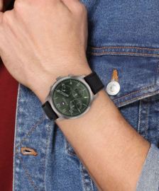 Tommy Hilfiger Zilverkleurig Heren Horloge met Groene Wijzerplaat