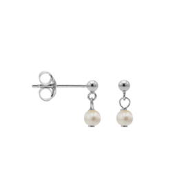 Zilveren Oorhangers met Witte Parel | Karma Jewelry