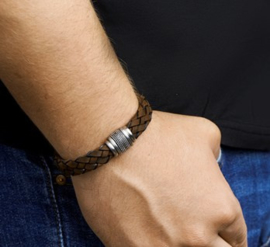 Donkerbruine Armband van Gevlochten Leder met Stalen Sluiting