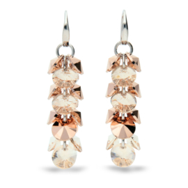 Frou Frou Beige  Oorbellen van Spark Jewelry