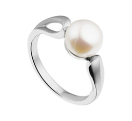 Dames Ring van Zilver met Witte Zoetwaterparel