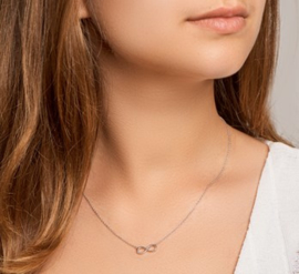 Luxueuze Infinity Teken Hanger van Zilver met Anker Collier