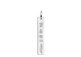 Names4ever Verticale Bar Ketting Hanger met Veer en Gravure