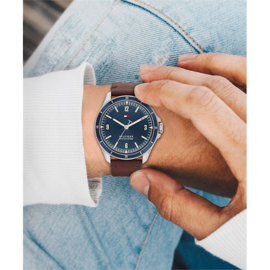 Tommy Hilfiger Maverick Heren Horloge met Blauwe Wijzerplaat