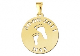 Names4ever Voetjes Gouden Babyhanger met Naam en Datum