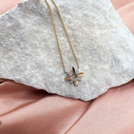 Excellent Jewelry Collier met Bloem Hanger met Diamanten