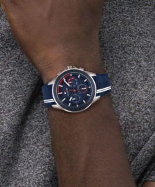 Tommy Hilfiger Zilverkleurig Heren Horloge met Blauwe Decoraties