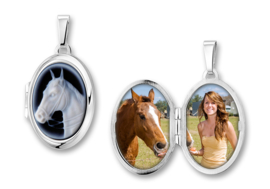 Ovaalvormig Zilveren Medaillon met Paard Camee - Names4ever