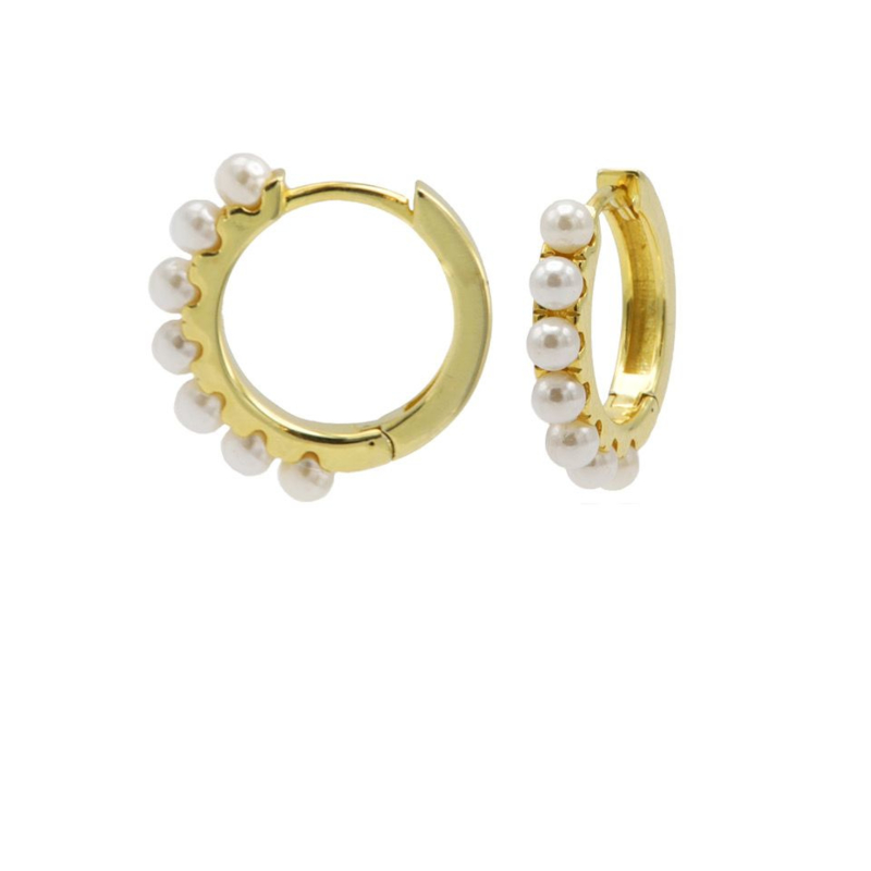 Goudkleurige Oorringen met Witte Parels | Karma Jewelry
