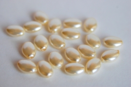 Platte ovale parels in donker-vanille (P-112)