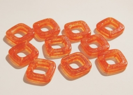 Vierkante platte oranje kralen met open middenstuk (AC-090-PH)