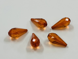 Amberbruine facetkralen in druppelvorm (AC-125-PH)