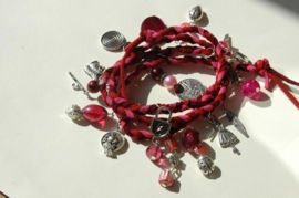 Wrap bracelet in rose-rood (AB-016)