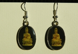 Boeddha-oorbellen, oker met zwarte achtergrond (OBF-17)