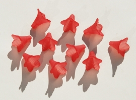 Rode bloemetjeskralen; kelkjes met  frosted look (AC-119-PH6)