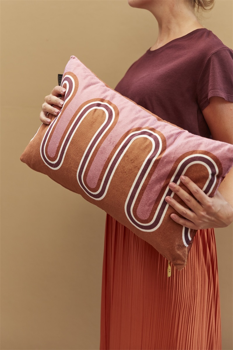 KAAT Amsterdam Shirley Cushion - 30 x 50 cm - Terra 261019