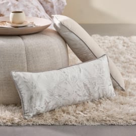 Riviera Maison Leaf Shades Cushion - 30 x 70 cm - Natural 330268 incl vulling