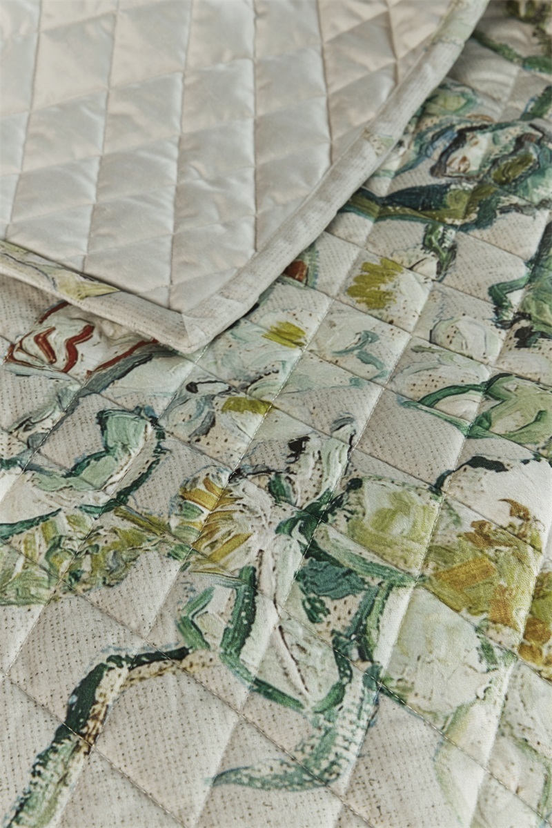 Beddinghouse x Van Gogh Museum Blossoming Bedspread - 180 x 260 cm - Sand 249870
