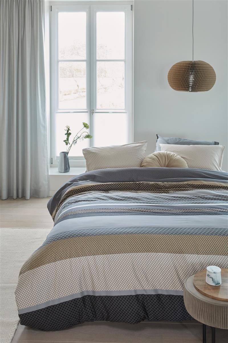 DE h2/ Beddinghouse Audrey - 155x220 cm - Grey 229063
