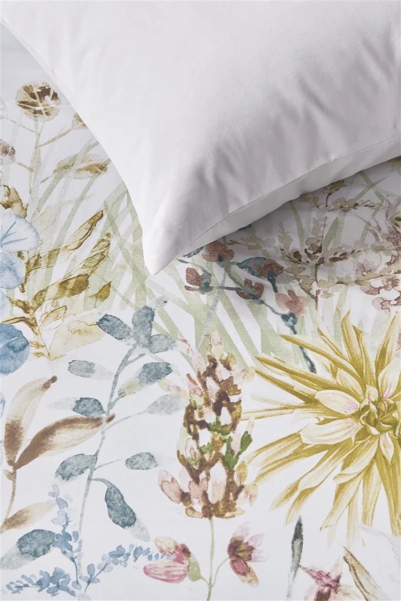DE m1/ Beddinghouse Flowerfields - 155 x 220 cm - White 279298