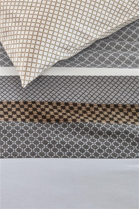 DE h2/ Beddinghouse Audrey - 155x220 cm - Grey 229063