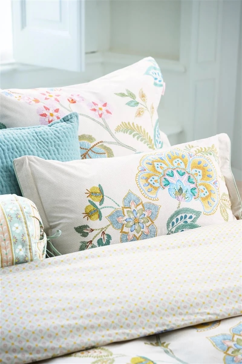 Pip Studio Buenas Tardes Cushion - 35 x 60 cm - Off-white 329652